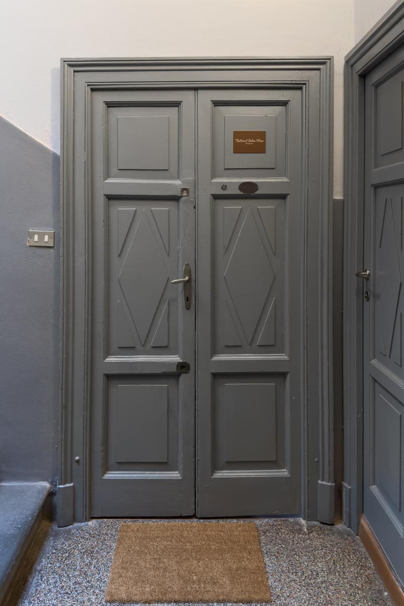 Traditional Italian House - Bergamo Luaran gambar
